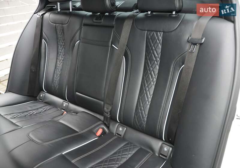 Седан BMW 5 Series 2018 в Одессе