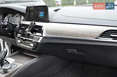 Седан BMW 5 Series 2018 в Одессе