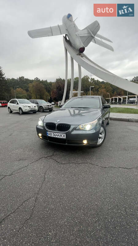 Седан BMW 5 Series 2003 в Виннице
