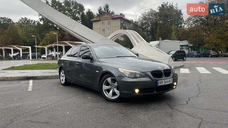 Седан BMW 5 Series 2003 в Виннице