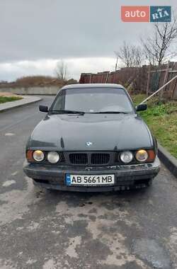 Седан BMW 5 Series 1994 в Вінниці
