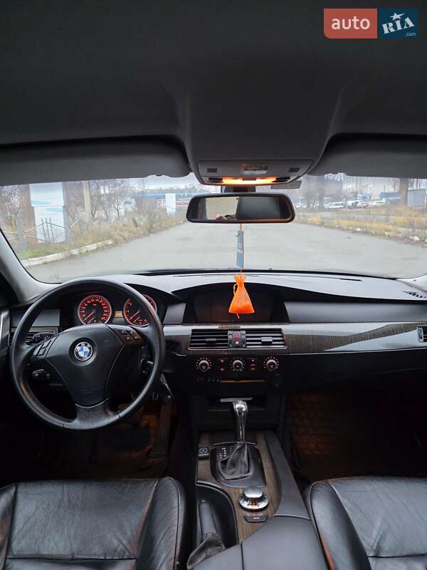 Седан BMW 5 Series 2004 в Чернигове