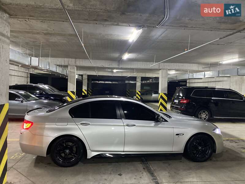 Седан BMW 5 Series 2010 в Дніпрі фото 5 Седан BMW 5 Series 2010 в Дніпрі