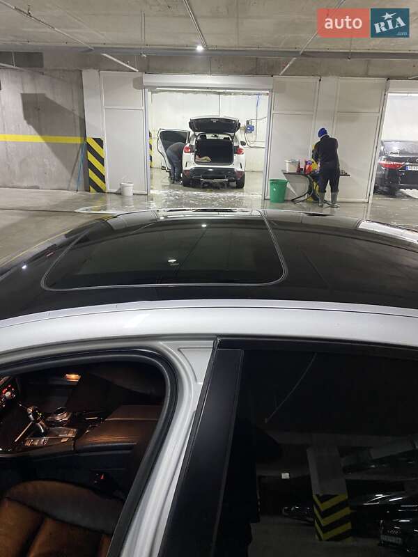 Седан BMW 5 Series 2010 в Дніпрі фото 19 Седан BMW 5 Series 2010 в Дніпрі