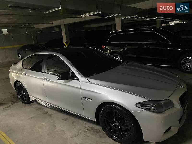Седан BMW 5 Series 2010 в Дніпрі фото 23 Седан BMW 5 Series 2010 в Дніпрі