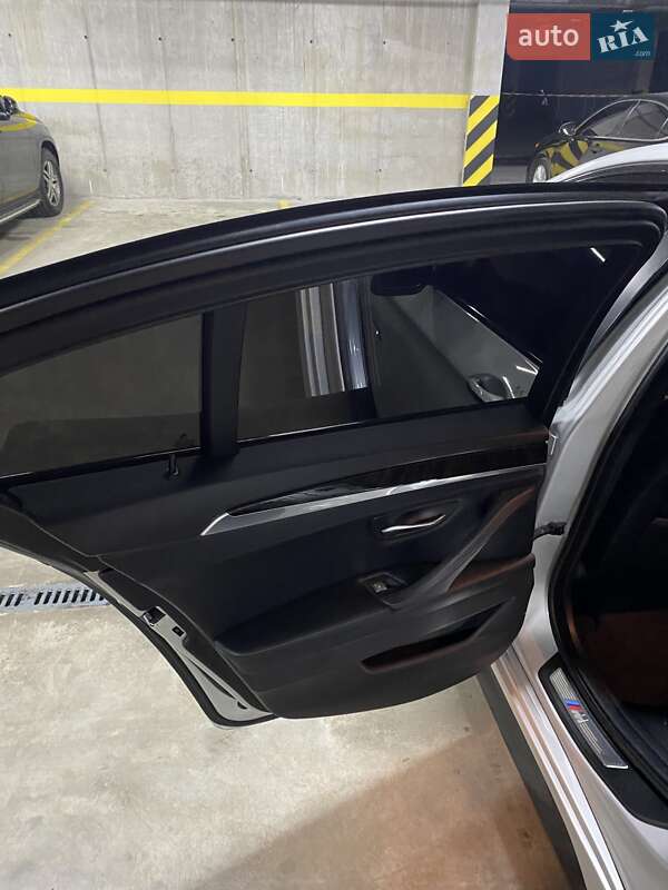 Седан BMW 5 Series 2010 в Дніпрі фото 26 Седан BMW 5 Series 2010 в Дніпрі