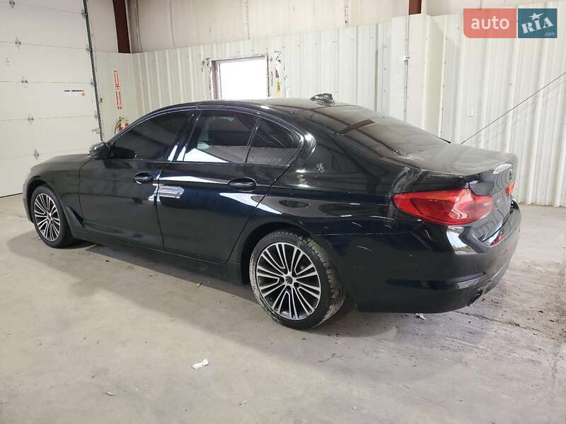 Седан BMW 5 Series 2017 в Ровно