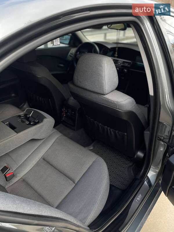 Седан BMW 5 Series 2005 в Житомире