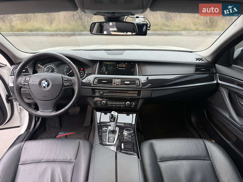 Седан BMW 5 Series 2014 в Вінниці
