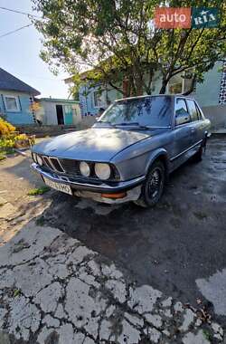Седан BMW 5 Series 1986 в Кам'янець-Подільському