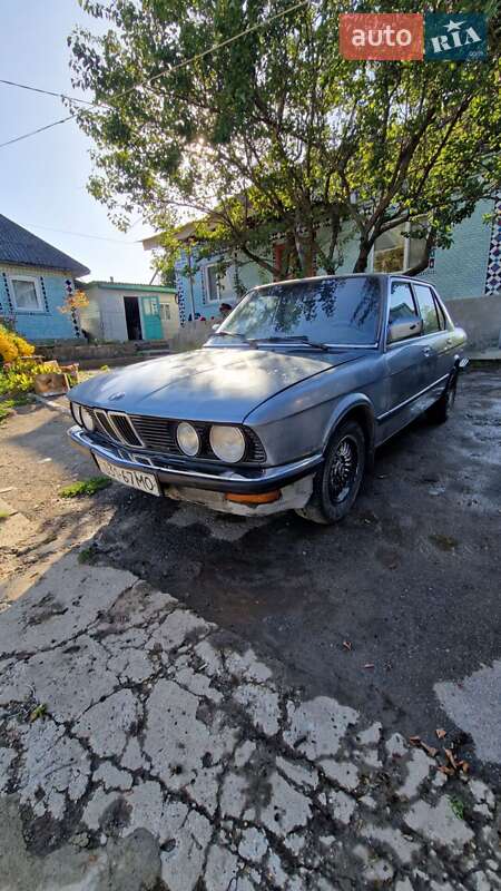 Седан BMW 5 Series 1986 в Кам'янець-Подільському