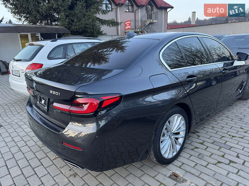Седан BMW 5 Series 2020 в Львове