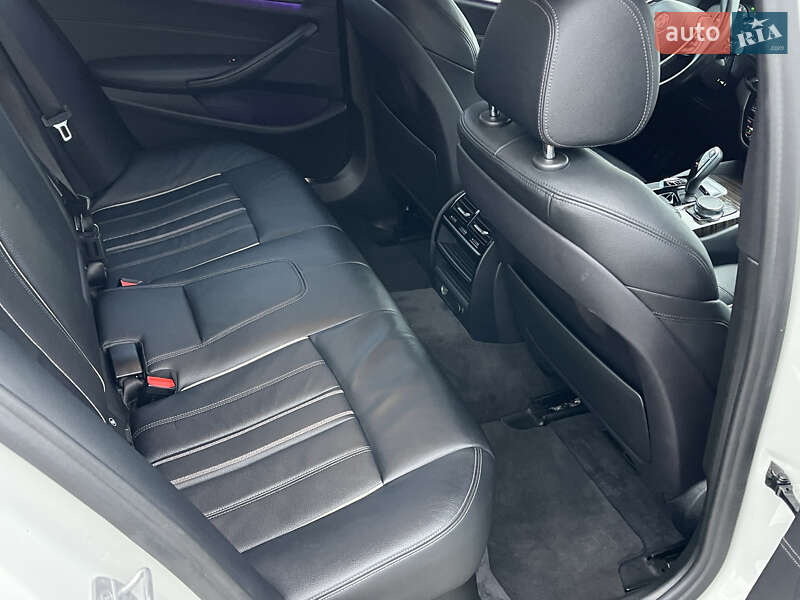 Седан BMW 5 Series 2017 в Ковеле