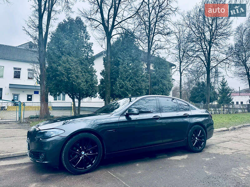 Седан BMW 5 Series 2011 в Краматорську