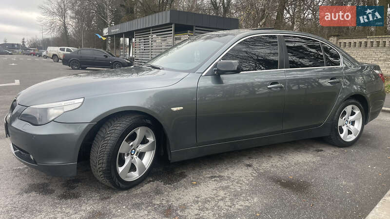 Седан BMW 5 Series 2003 в Виннице