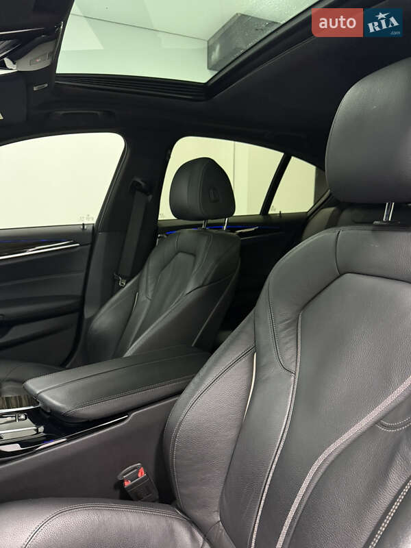 Седан BMW 5 Series 2021 в Одессе