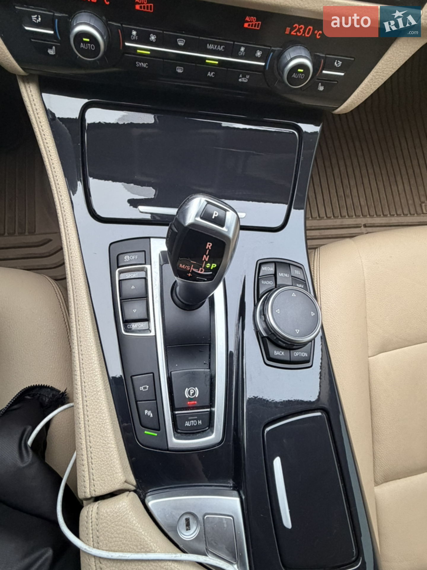2014 BMW 5er - мініатюра 13