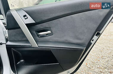 Седан BMW 5 Series 2004 в Харкові