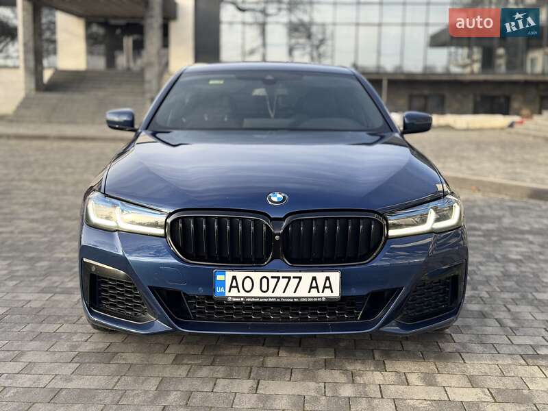 Седан BMW 5 Series 2021 в Мукачево