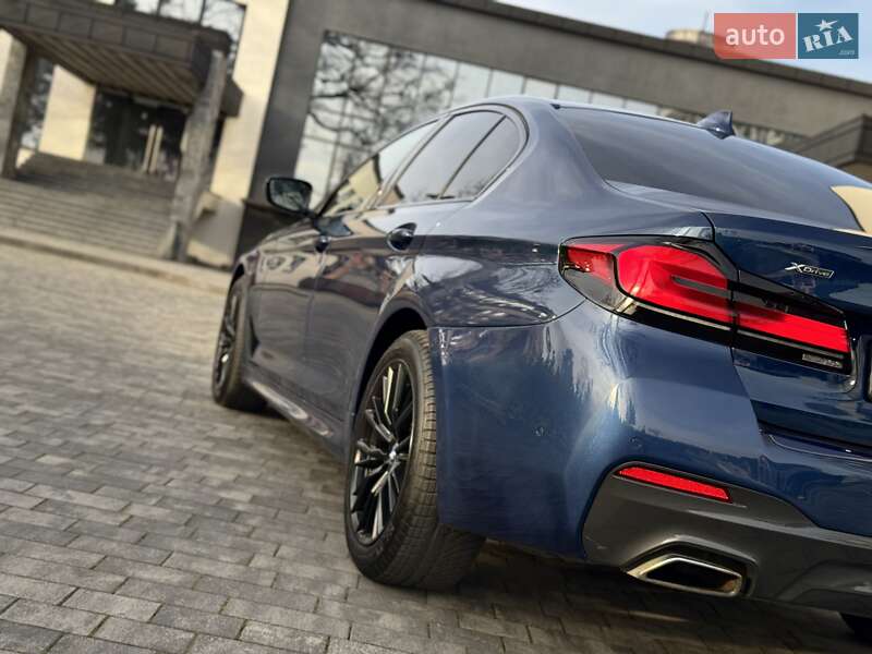 Седан BMW 5 Series 2021 в Мукачево