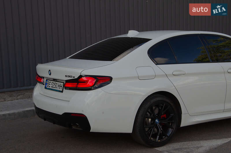Седан BMW 5 Series 2022 в Миколаєві