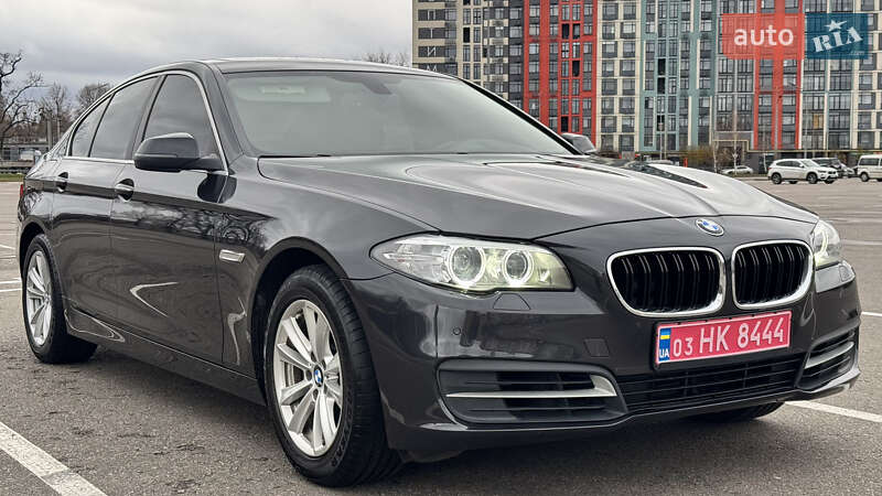 Седан BMW 5 Series 2014 в Киеве