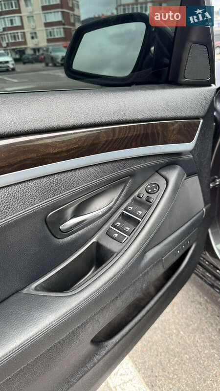 Седан BMW 5 Series 2014 в Киеве