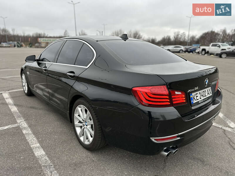 Седан BMW 5 Series 2015 в Дніпрі