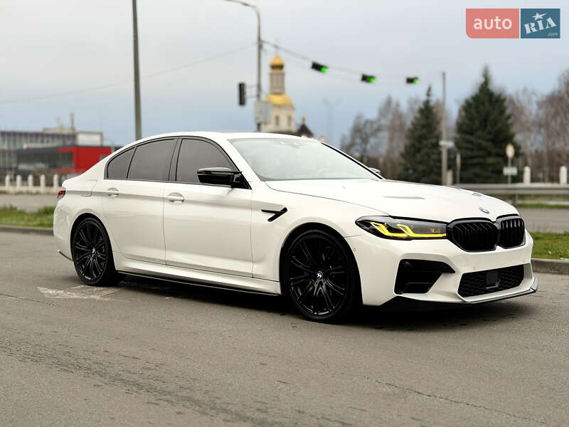 Седан BMW 5 Series 2020 в Дніпрі