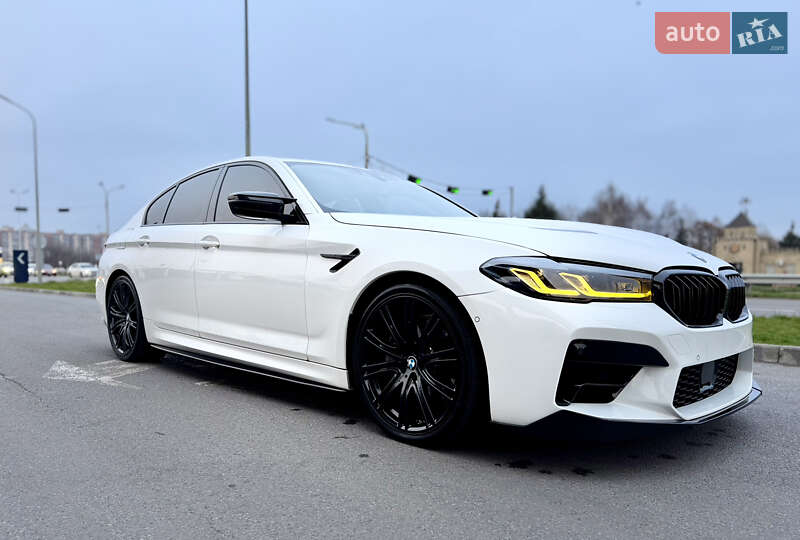 Седан BMW 5 Series 2020 в Дніпрі