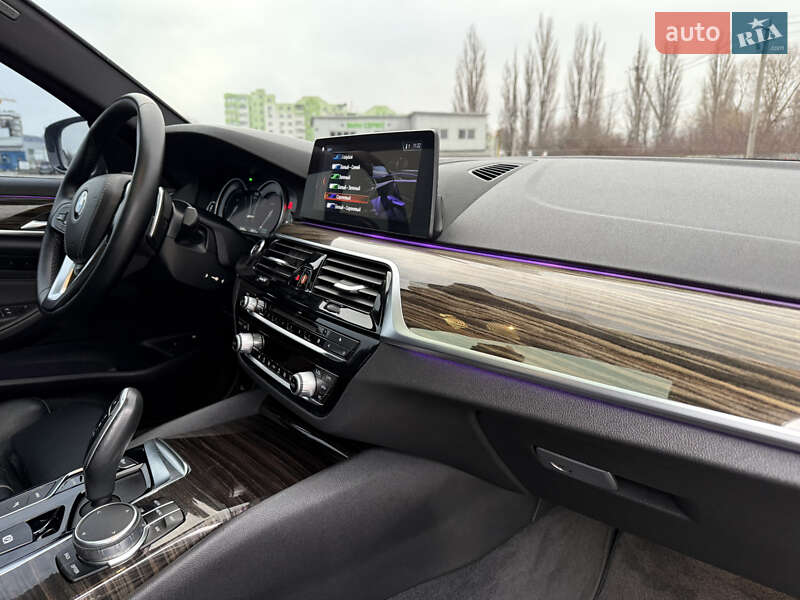 Седан BMW 5 Series 2018 в Хмельницком фото 25 Седан BMW 5 Series 2018 в Хмельницком