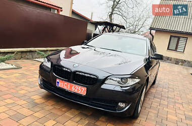 Седан BMW 5 Series 2012 в Тячеві