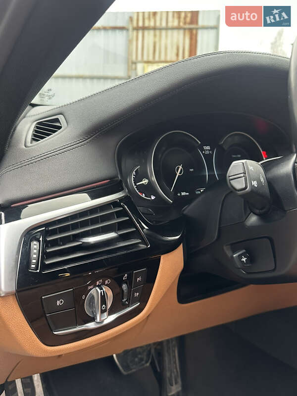 Седан BMW 5 Series 2017 в Броварах