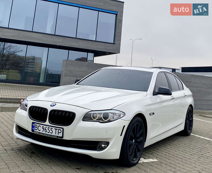 BMW 5 Series 2011 BMW 5 Series 2011