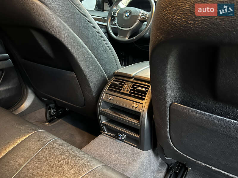 Седан BMW 5 Series 2013 в Гайсине