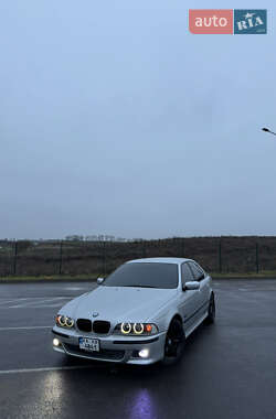 Седан BMW 5 Series 2003 в Ровно