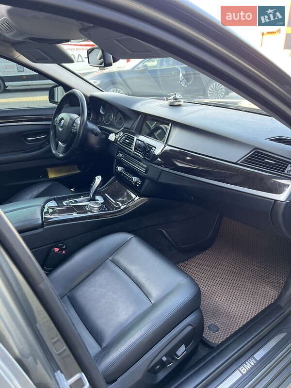 Седан BMW 5 Series 2014 в Львове фото 5 Седан BMW 5 Series 2014 в Львове