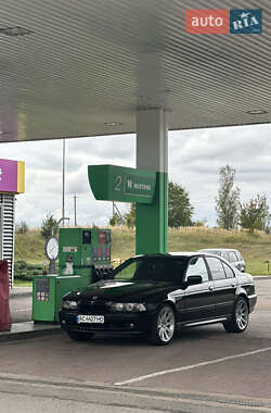 Седан BMW 5 Series 2001 в Дубні