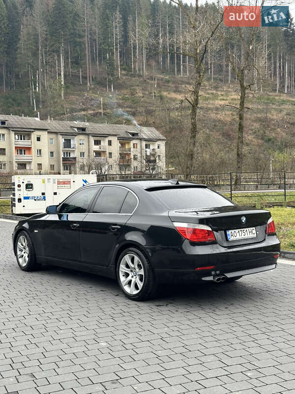 BMW 5 Series 2004
