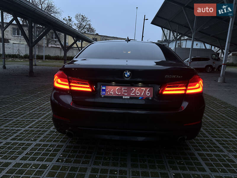 Седан BMW 5 Series 2018 в Львові