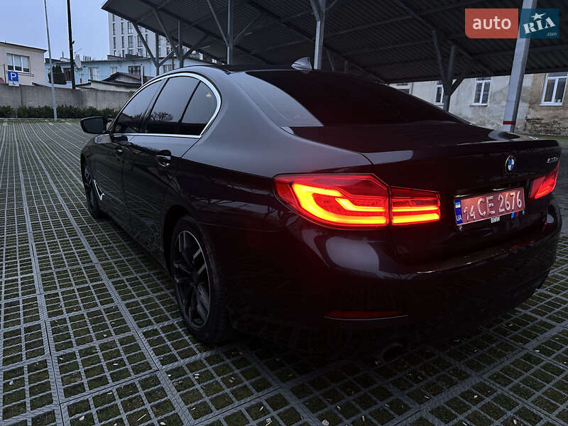 Седан BMW 5 Series 2018 в Львові