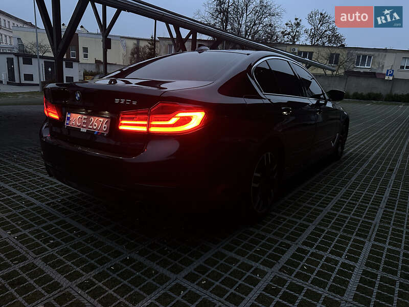 Седан BMW 5 Series 2018 в Львові