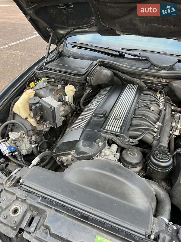 Седан BMW 5 Series 1999 в Житомире