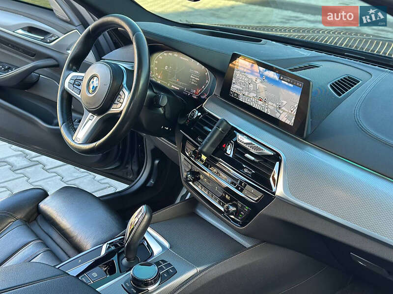 Седан BMW 5 Series 2017 в Днепре