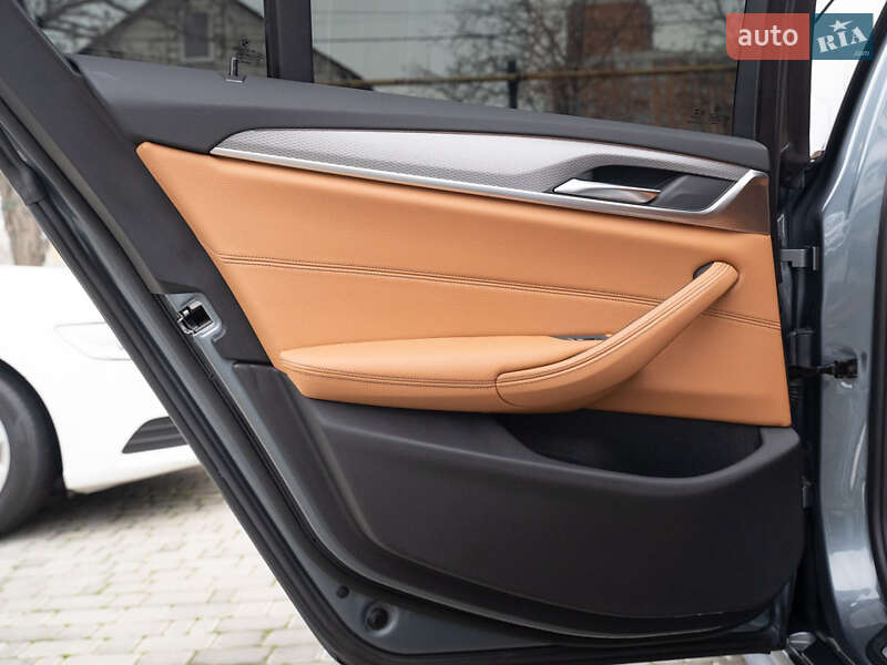 Седан BMW 5 Series 2017 в Одессе