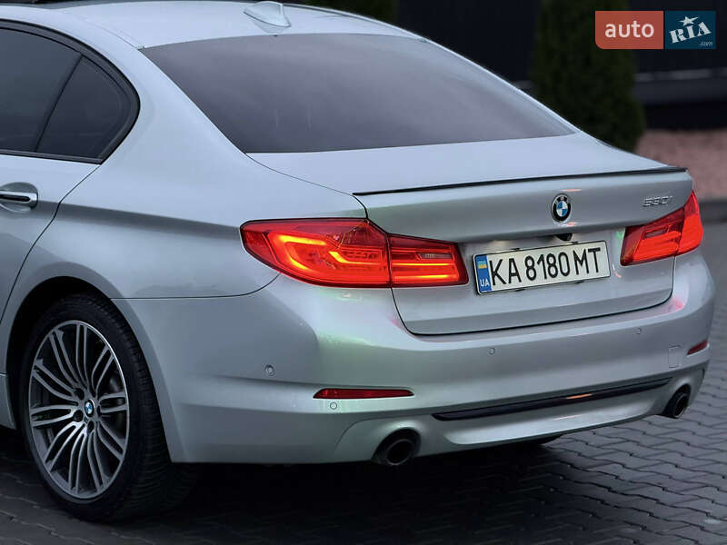 Седан BMW 5 Series 2017 в Днепре