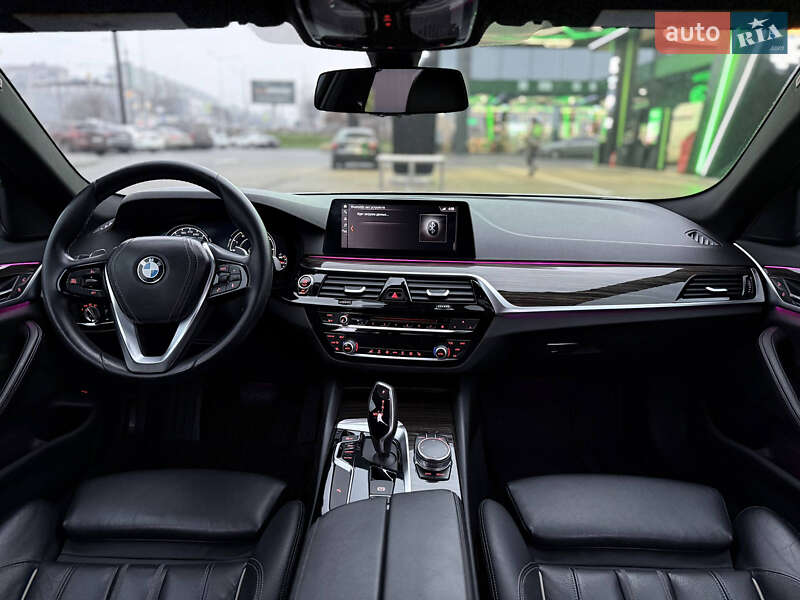 Седан BMW 5 Series 2017 в Днепре