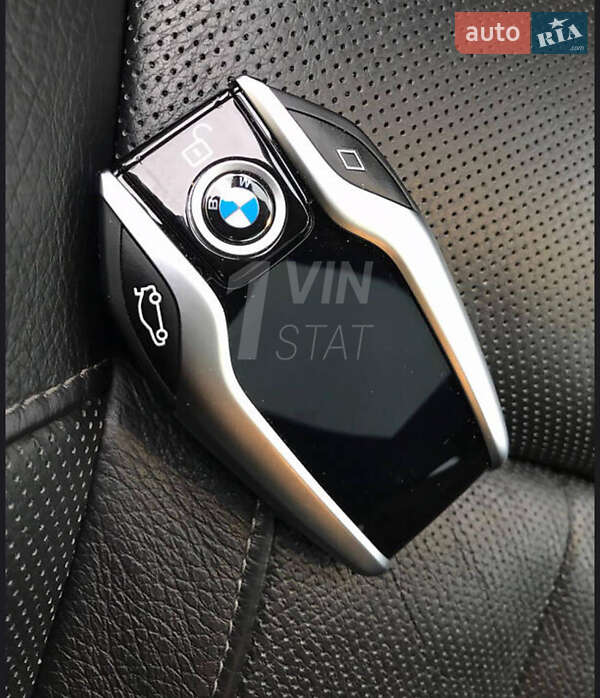 Седан BMW 5 Series 2017 в Львове