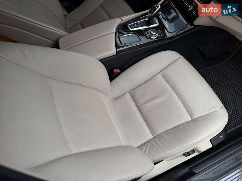 Седан BMW 5 Series 2012 в Тернополе