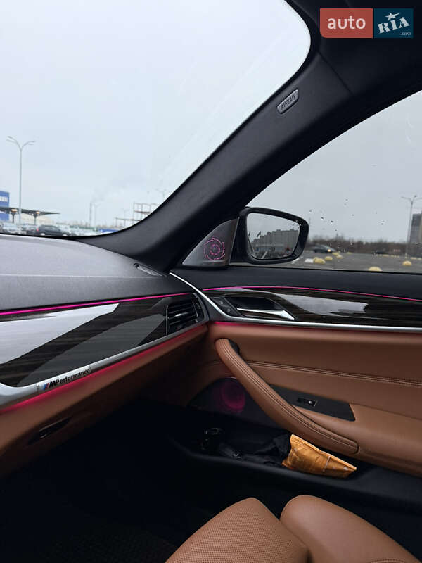 Седан BMW 5 Series 2021 в Киеве фото 43 Седан BMW 5 Series 2021 в Киеве